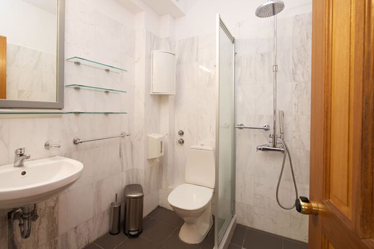 porto-fiscardo-room-4-bathroom