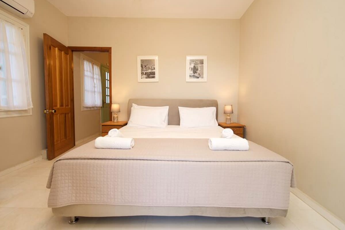 porto-fiscardo-room-2-bedroom