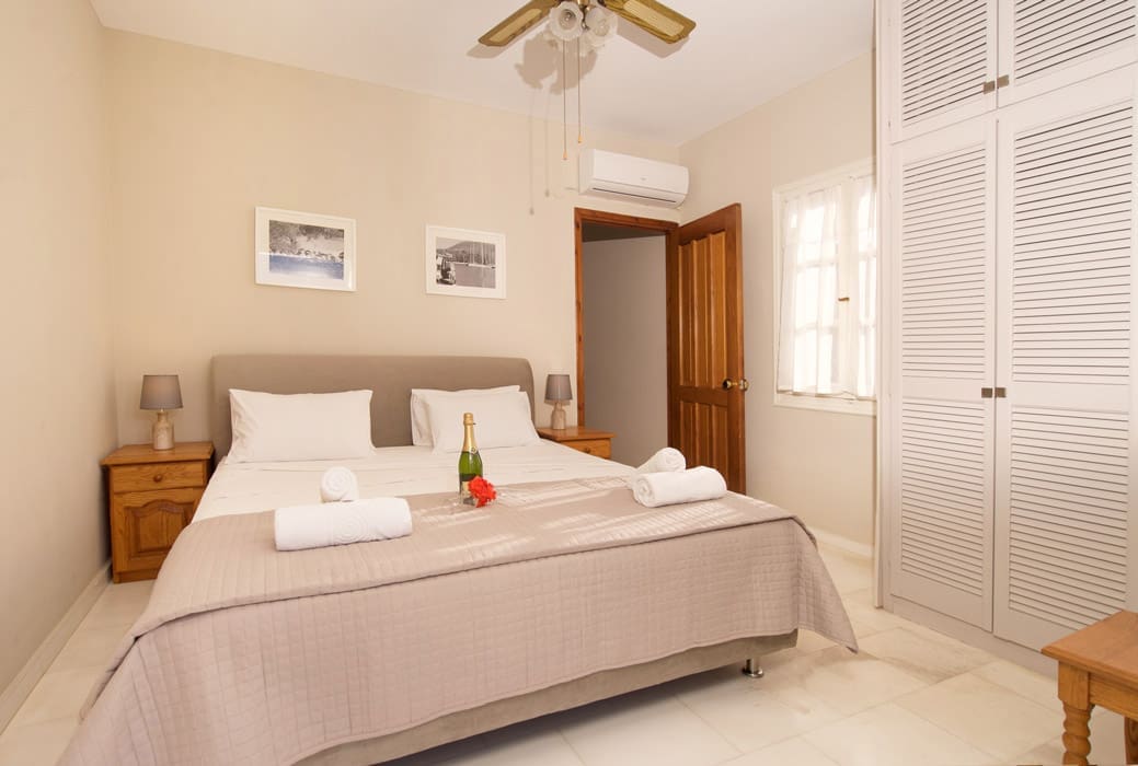 porto-fiscardo-room-5-bedroom