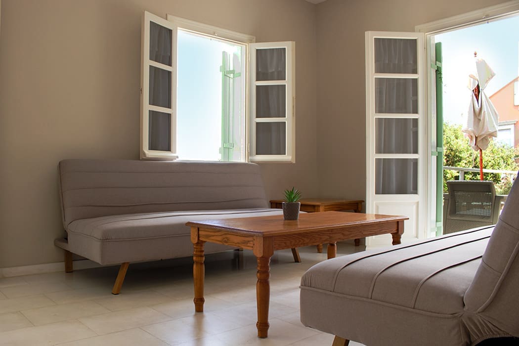 porto-fiscardo-room-7-living-room-1