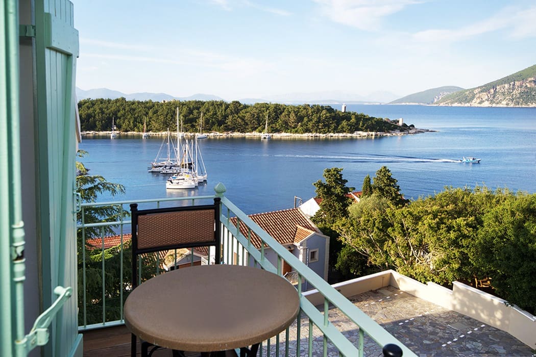 porto-fiscardo-room-9-outside